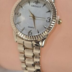 Women's Gold Quartz Watch